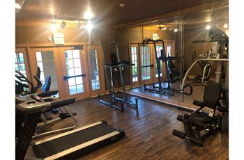 Fitness room with cardio equipment